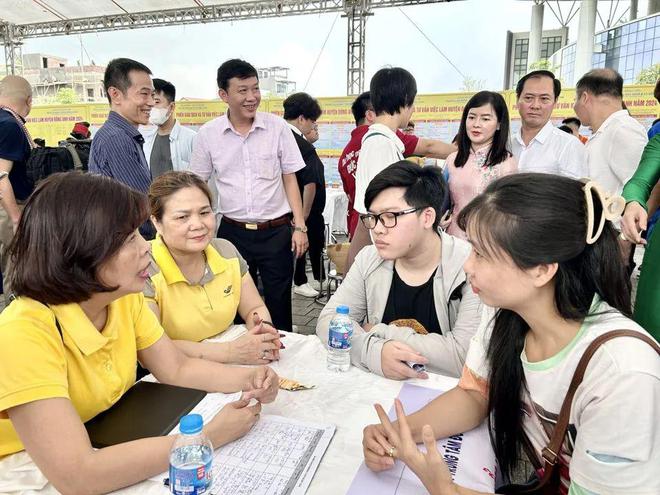 2024年二季度越南用工市场：三大行业领跑三行业遇冷(图1)