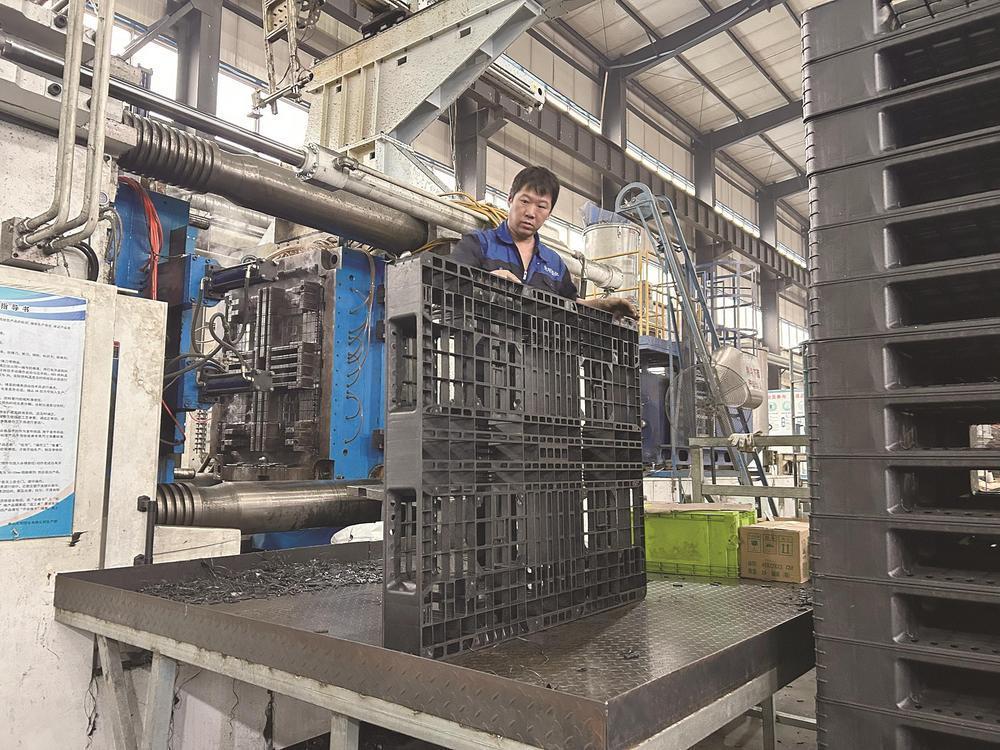 桶装水专用托盘“托”起发展新空间(图1)