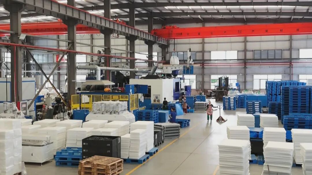 托盘小镇的“智造传奇”(图1)