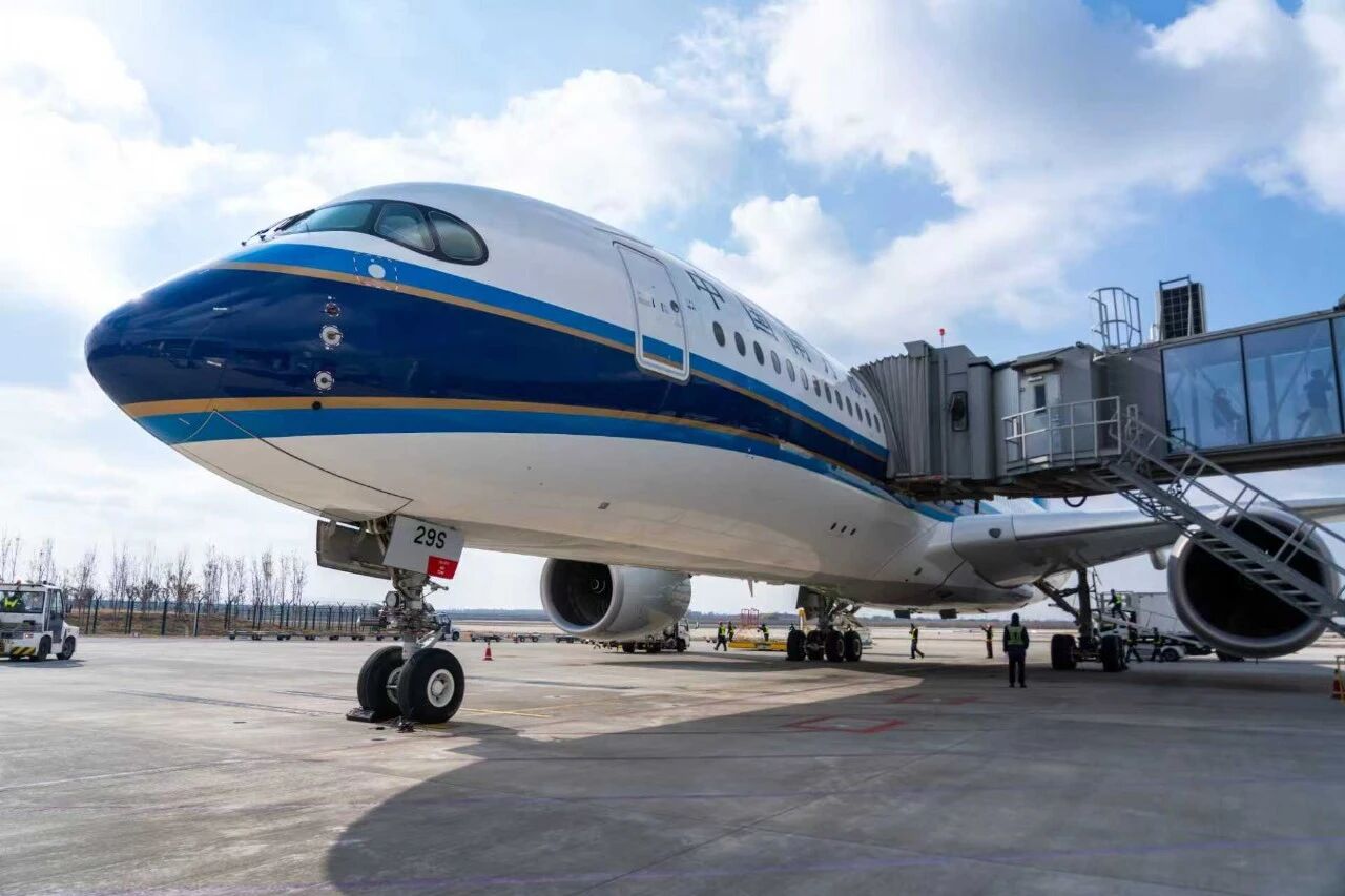 青岛国企场景智例展示：机场集团开放测试场景国企民企协同助航空产业升级(图1)